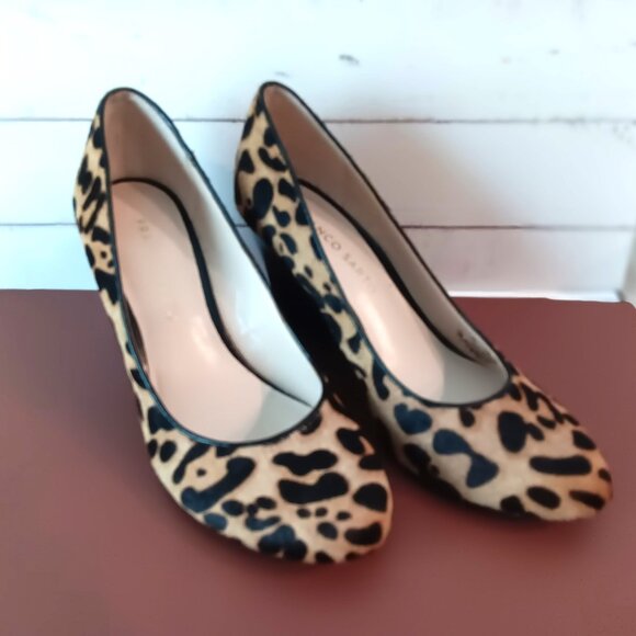 LIKE NEW 💥 FRANCO SARTO Stunning Leopard Print Pump Wedge Heels Shoes Size 6 - Picture 2 of 9